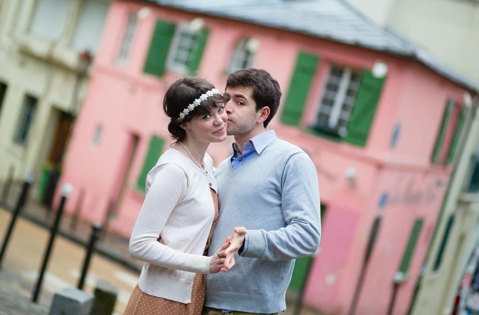 Private Montmartre Photoshoot with Parisian Charm Gallery Image 2
