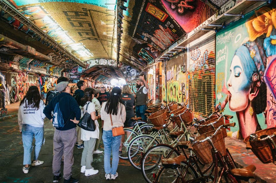 Landmarks & Secrets Bike Tour with Pub & Street Art Gallery Image 1