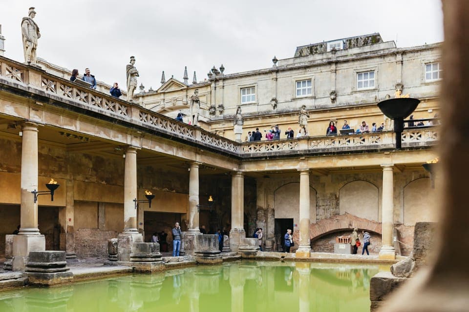 Windsor Castle, Stonehenge & Bath Full-Day Tour Gallery Image 4
