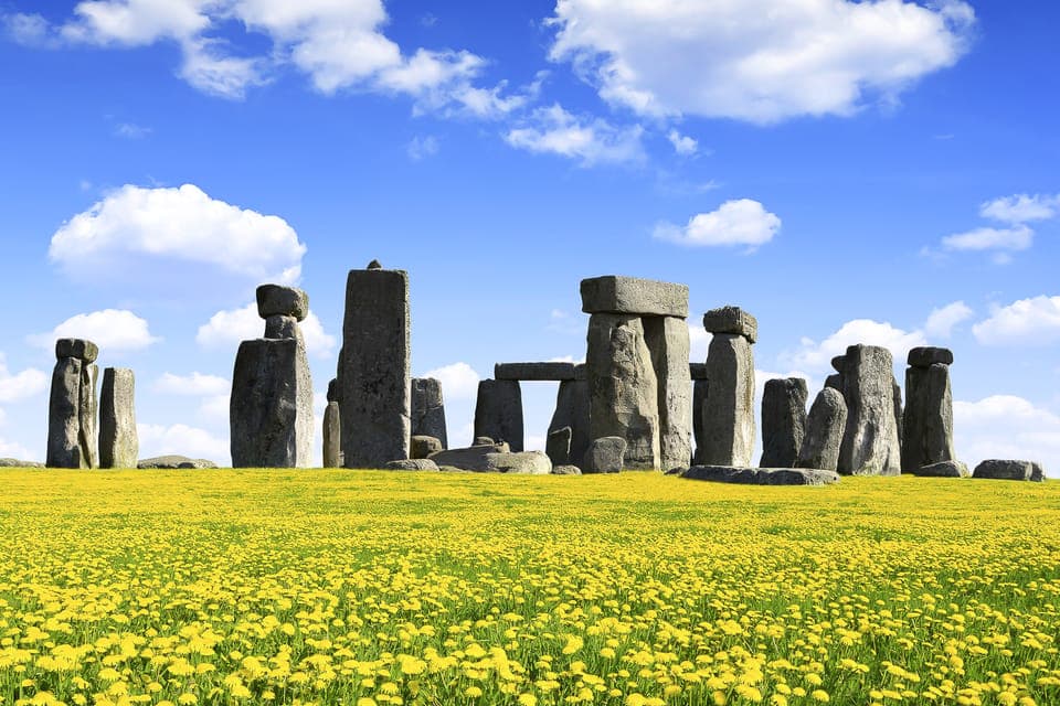 Stonehenge, Bath, Windsor and Roman Baths Day Tours Gallery Image 2