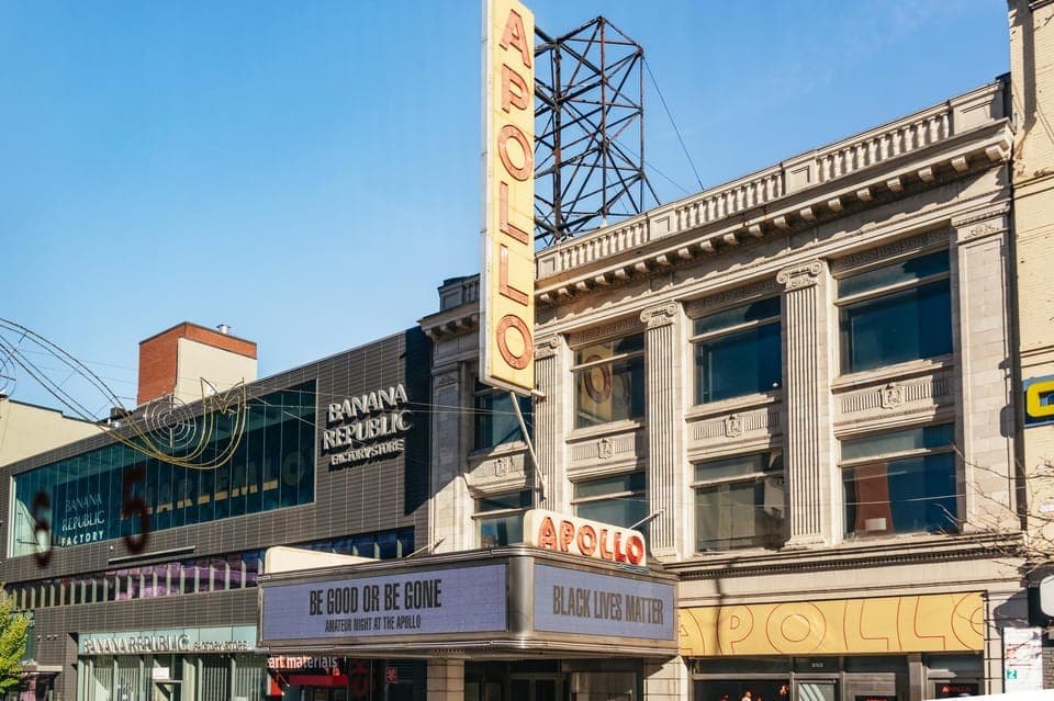 Manhattan, Bronx, Brooklyn, and Queens Guided Bus Tour Gallery Image 2