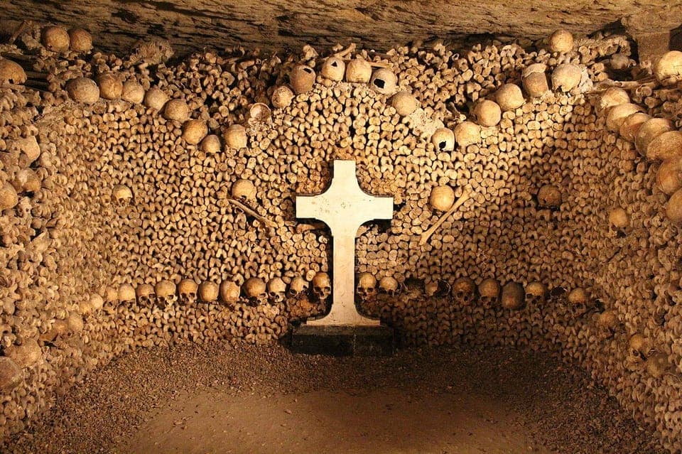 22. Catacombs Entry & Seine River Cruise with Audio Guide - Image 22