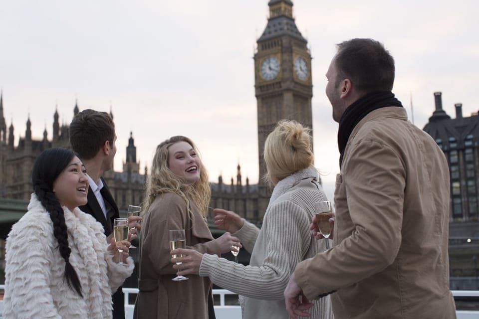River Thames Evening Cruise with Bubbly and Canapés Gallery Image 4