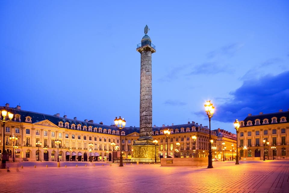 Evening Sightseeing Tour and Moulin Rouge Show Gallery Image 4