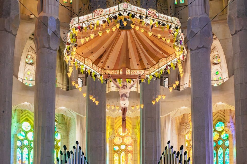 Sagrada Familia Skip-the-Line Entry Ticket & Tour Gallery Image 4