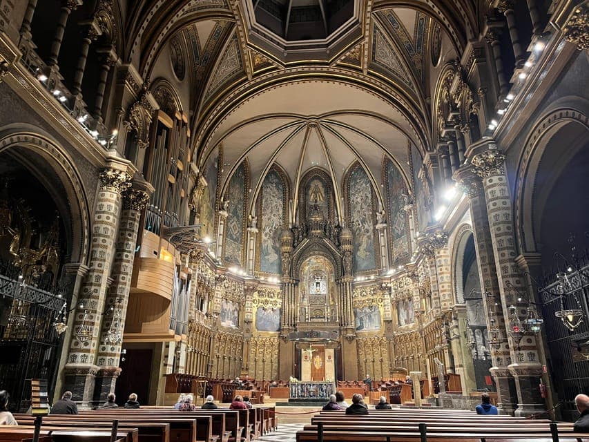 Montserrat Afternoon tour with boys choir and cable car Gallery Image 2