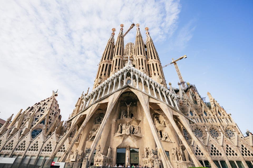 23. Sagrada Familia Skip-the-Line Entry Ticket & Tour - Image 23