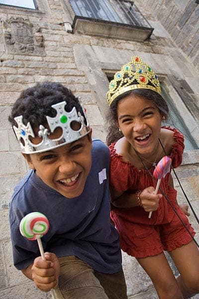 19. 2.5-Hour Kids & Family Walking Tour in English - Image 19