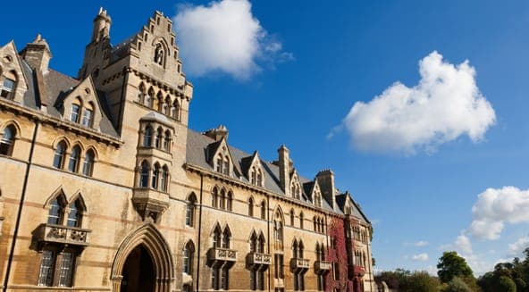 From London: Oxford, Stratford, Cotswolds & Warwick Castle - Image NaN