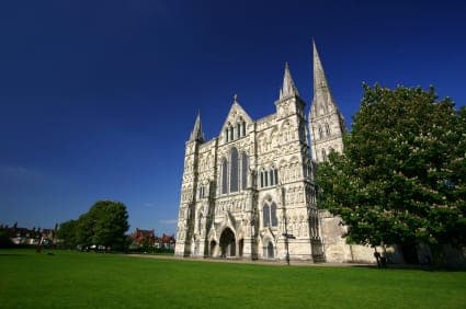 Southampton Port: London via Salisbury, Stonehenge & Windsor Gallery Image 2