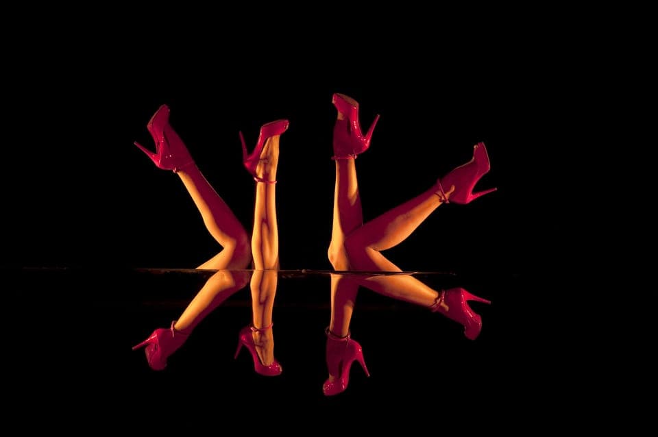 Crazy Horse Cabaret Show Gallery Image 4