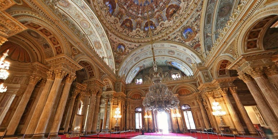Istanbul: Dolmabahce Palace and Grand Bazaar Tour Gallery Image 4
