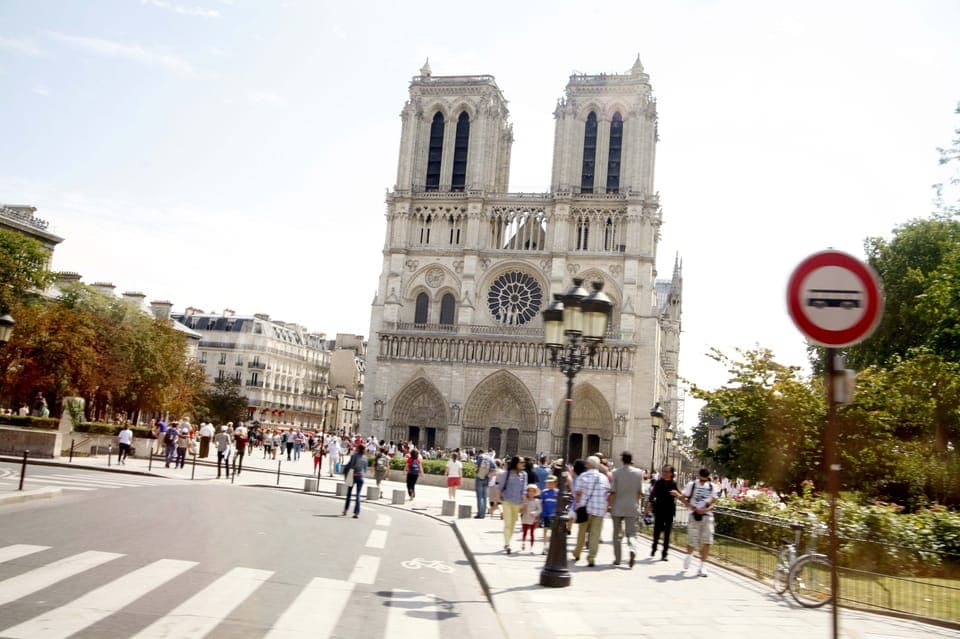 Eiffel Tower Tickets and City Bus Tour Gallery Image 2