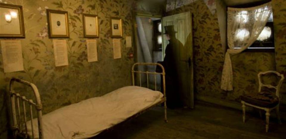 48. Jack the Ripper Museum Tickets - Image 48