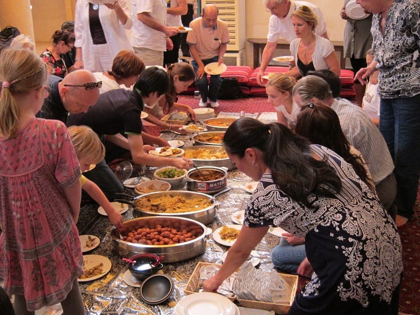 9. Cultural Lunch at The Sheikh Mohammed Center - Image 9