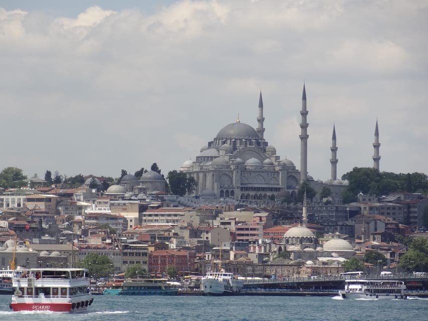 Istanbul Welcome Tour: Private Tour with a Local Gallery Image 2