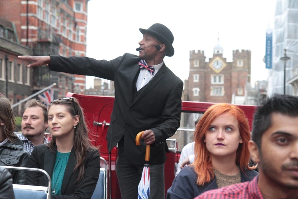 London Vintage Bus Tour: Live Comedy Sightseeing Show Gallery Image 4