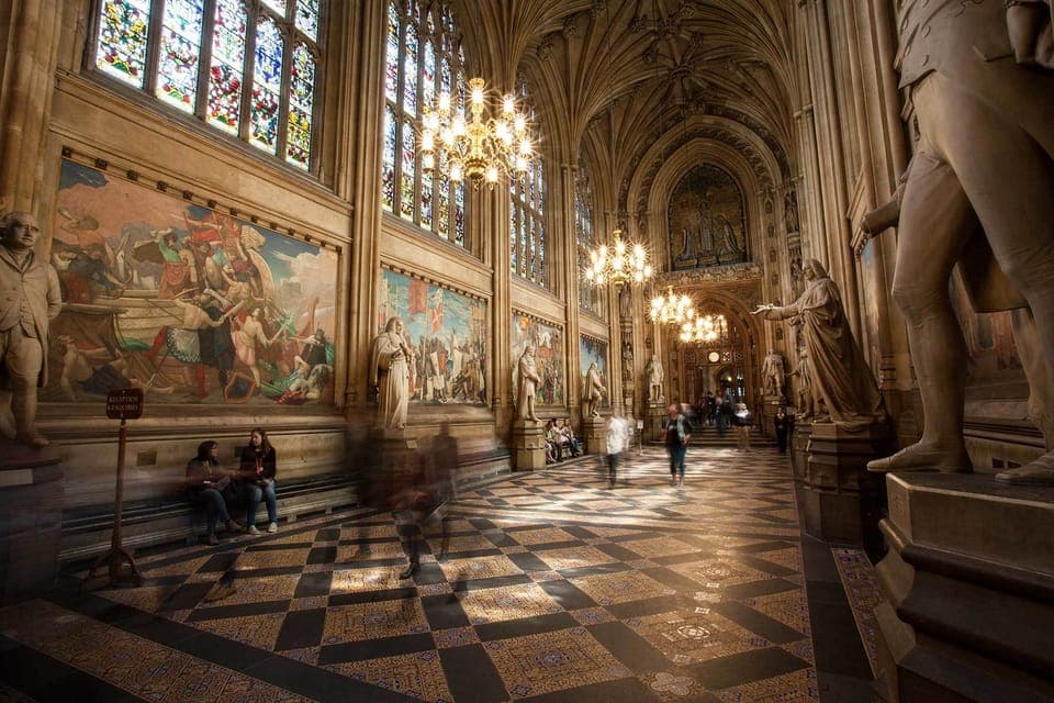Guided Tour of Houses of Parliament & Westminster Gallery Image 4