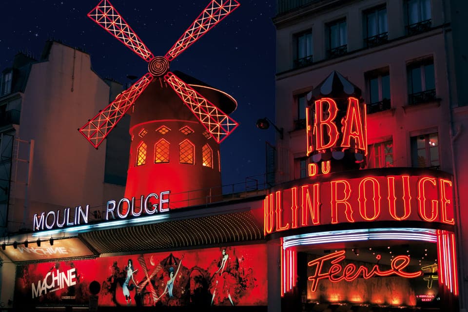 Dinner Show at the Moulin Rouge Gallery Image 2
