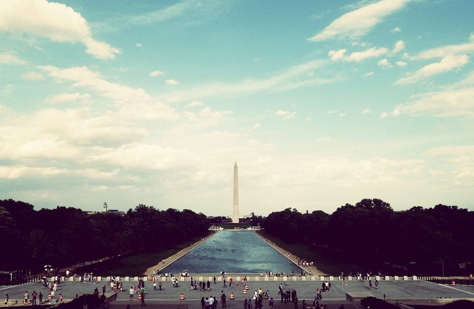 Washington from New York in Spanish Gallery Image 1