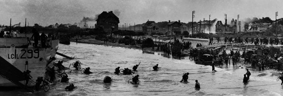 Small-Group Canadian Normandy D-Day Juno Beach from Paris Gallery Image 4