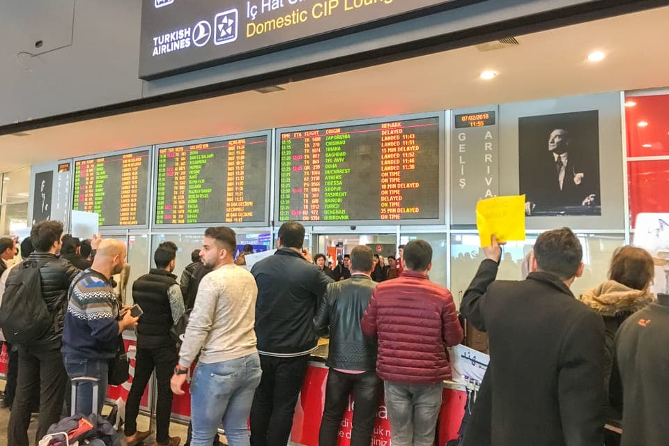 Istanbul Transfers: Airport, Hotel or Return Trip Gallery Image 3