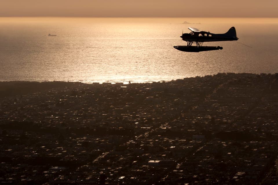 San Francisco: Seaplane Flight with Champagne Gallery Image 2