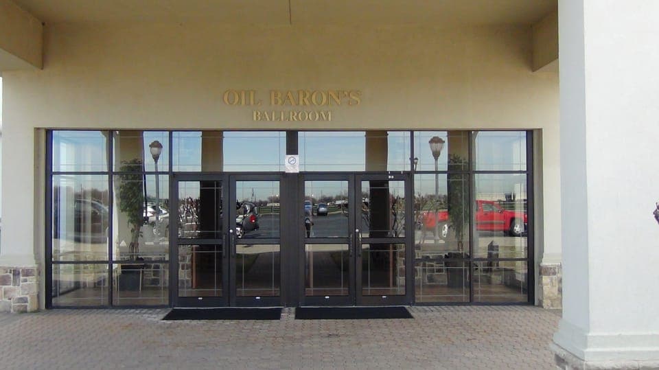 Southfork Ranch, Dallas Highlights, and JFK Tour Gallery Image 2