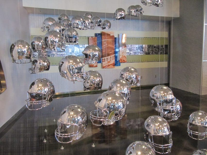 VIP Guided Cowboys Stadium Tour and City Sightseeing Gallery Image 4