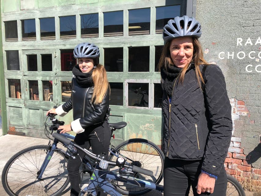 Brooklyn: Sightseeing Bike Tour with Local Guide Gallery Image 4