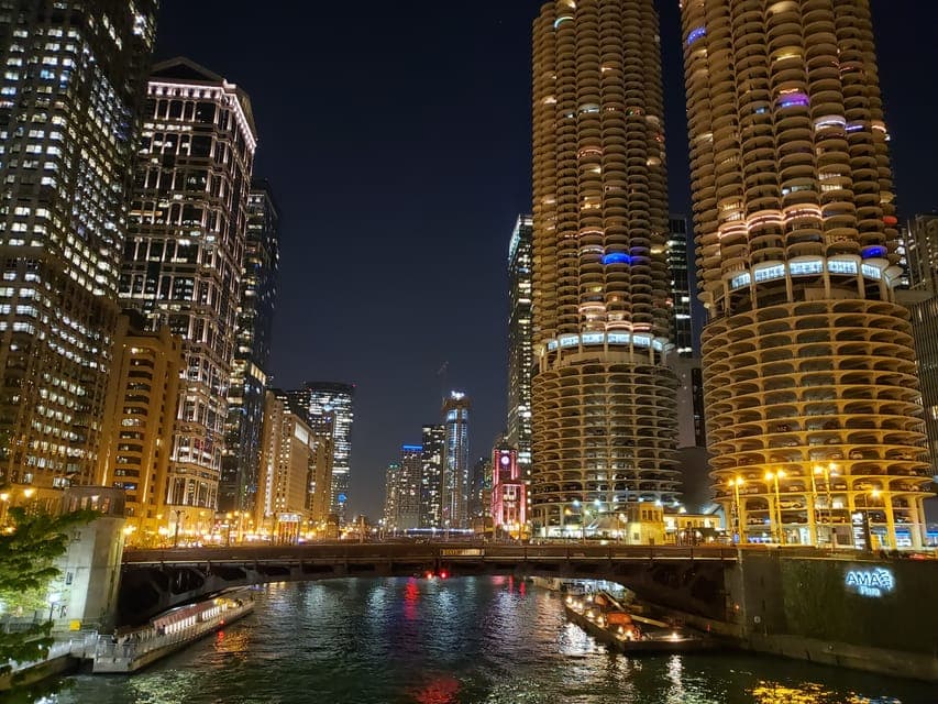 Narrated River and Lake Cruise by Night Gallery Image 3