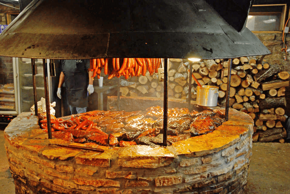 From Austin: Hill Country BBQ & Wine Shuttle Gallery Image 2