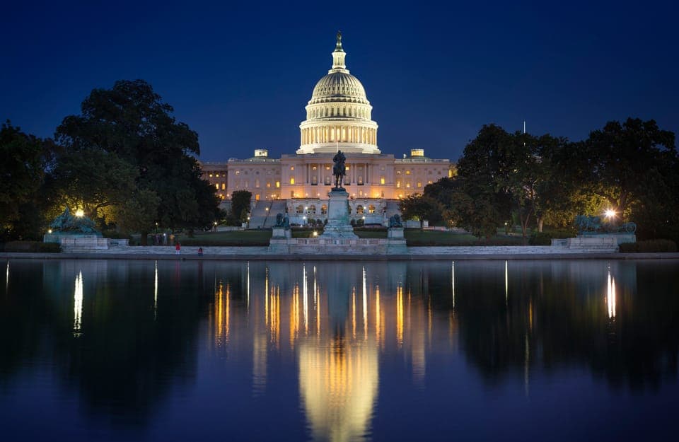 Washington DC: Small-Group 3-Hour Night Tour Gallery Image 2