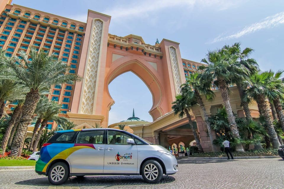 Private Airport Transfers to/from Any Hotels in UAE Gallery Image 3