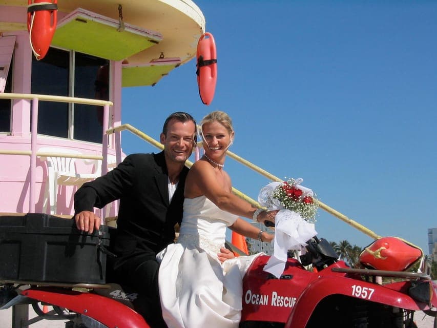 Beach Wedding or Renewal of Vows Gallery Image 2