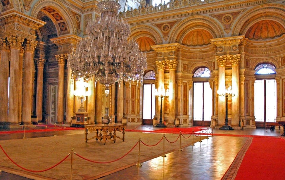 Istanbul: Full-Day Tour with Dolmabahce & Bosphorus Cruise Gallery Image 4