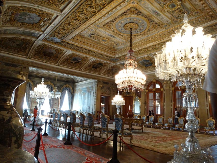 Istanbul: Full-Day Tour with Dolmabahce & Bosphorus Cruise Gallery Image 3