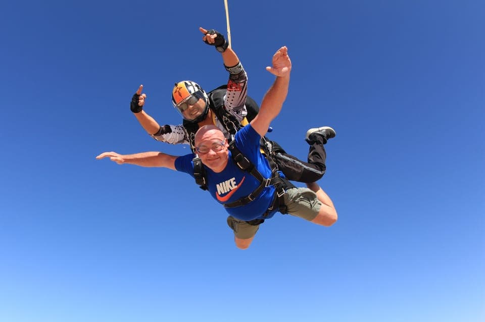 Skydive in the Dubai Desert Gallery Image 4