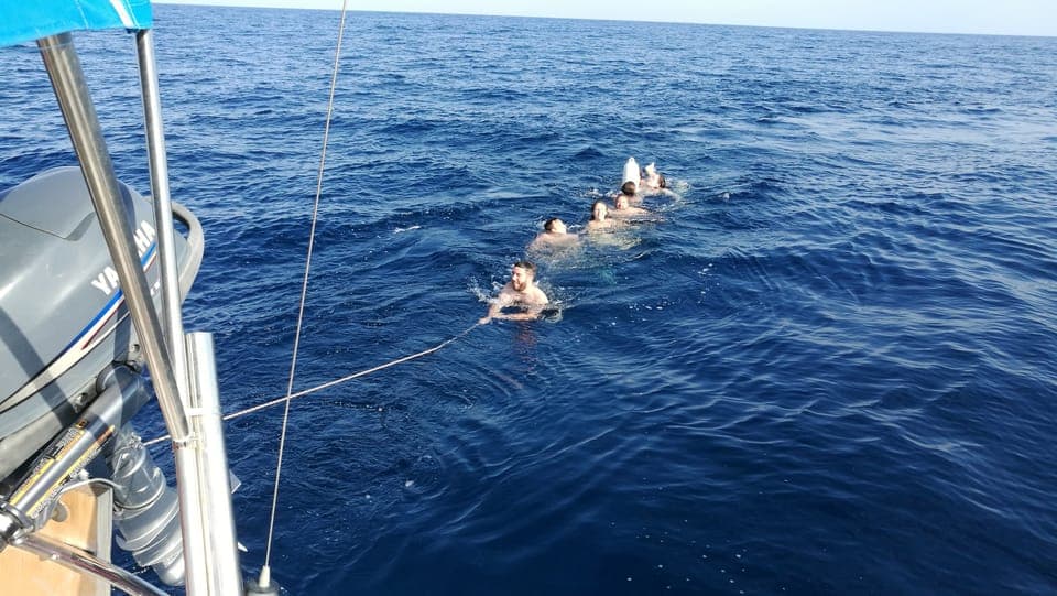 Sailing Trip with Drinks and Snacks Gallery Image 4