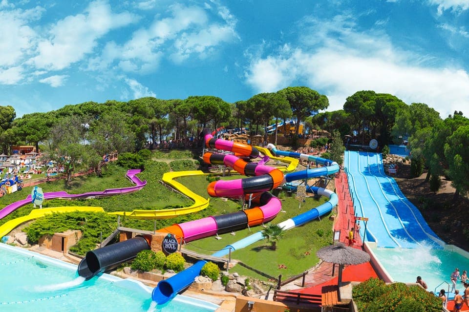 Palafolls: Marineland Dolphinarium and Water Park Tickets Gallery Image 1