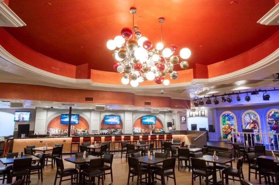 Meal at Hard Rock Cafe Miami at Biscayne Marketplace Gallery Image 3