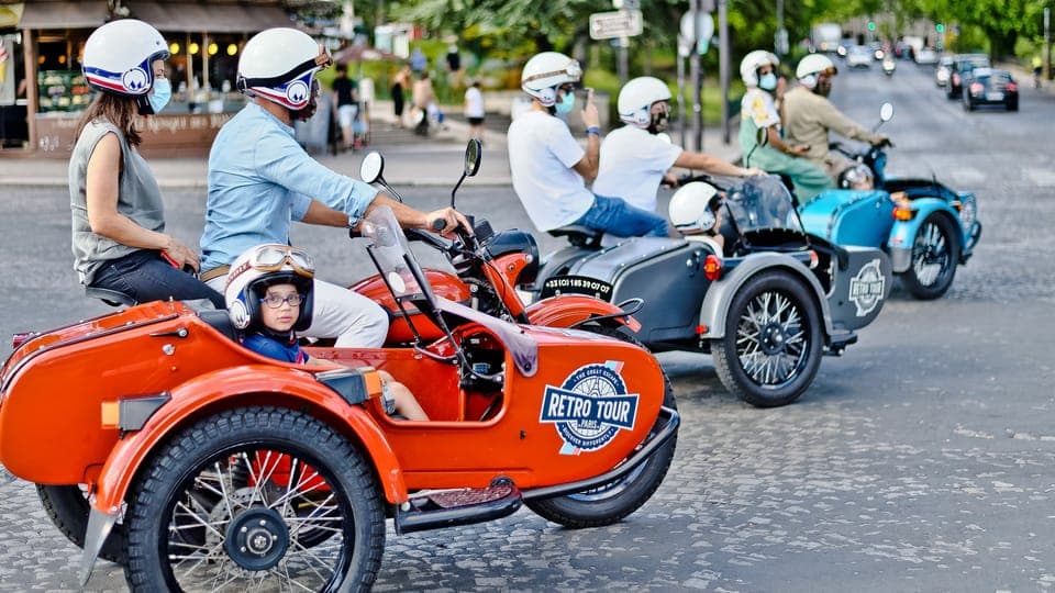 City Highlights Tour by Vintage Sidecar Gallery Image 3