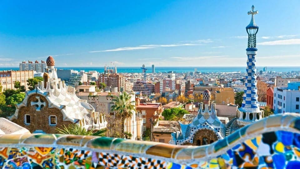 Best of Barcelona: Sagrada Familia & Park Guell with Pickup Gallery Image 3