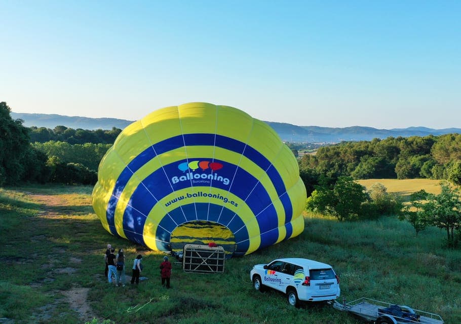 Barcelona Private VIP Balloon Flight with Pick-up Service Gallery Image 3