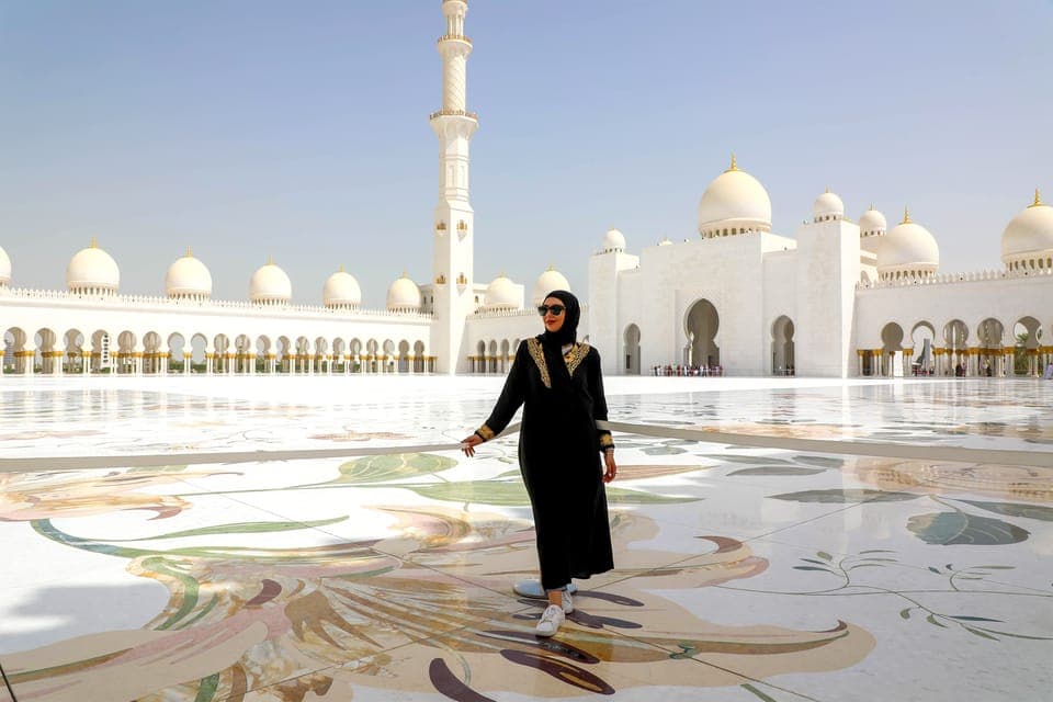 From Dubai: Sheikh Grand Zayed Mosque & Ferrari World Trip Gallery Image 1