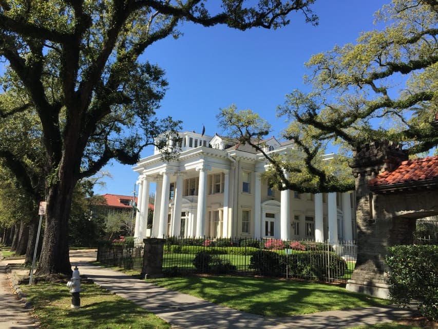 Traditional City and Estate Tour Gallery Image 1