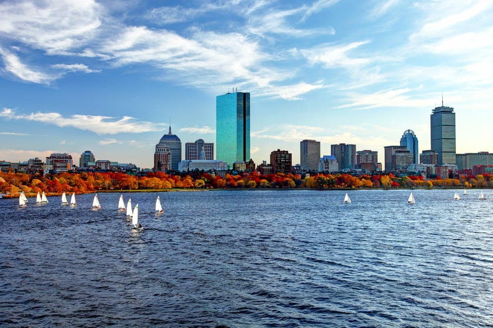 Boston Harbor: Fall Foliage Luncheon Cruise Gallery Image 1