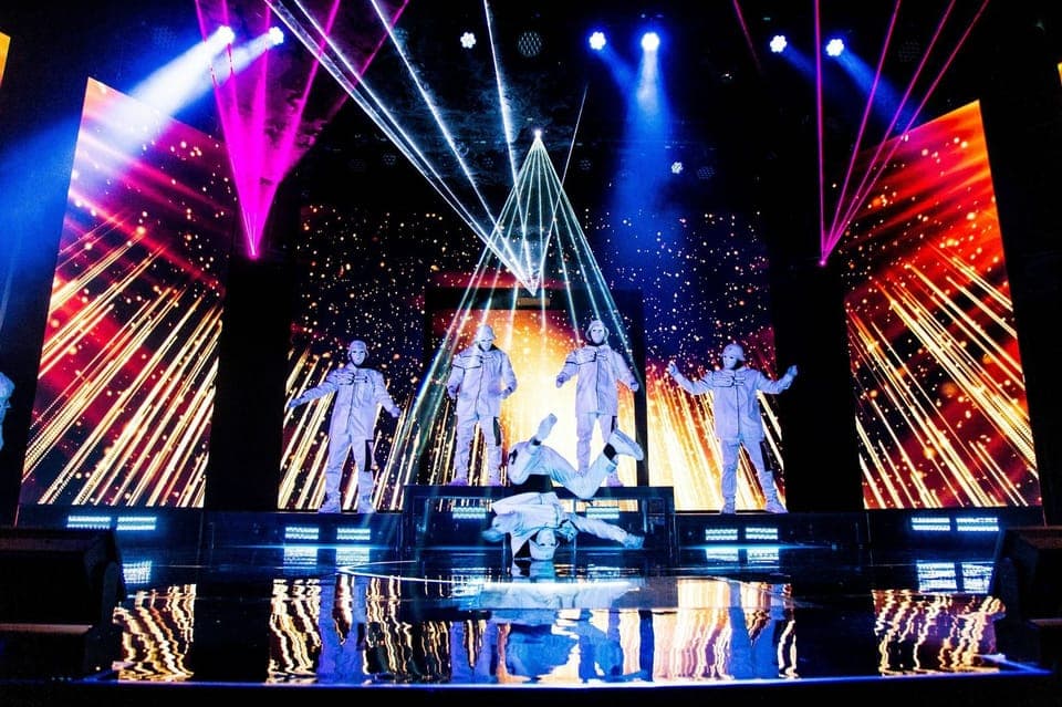 Las Vegas Strip: Jabbawockeez at MGM Grand Gallery Image 3