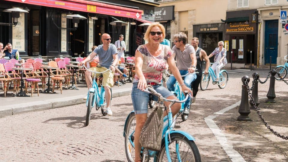 Paris 4-Hour Bike Tour: Off the Beaten Path Gallery Image 4
