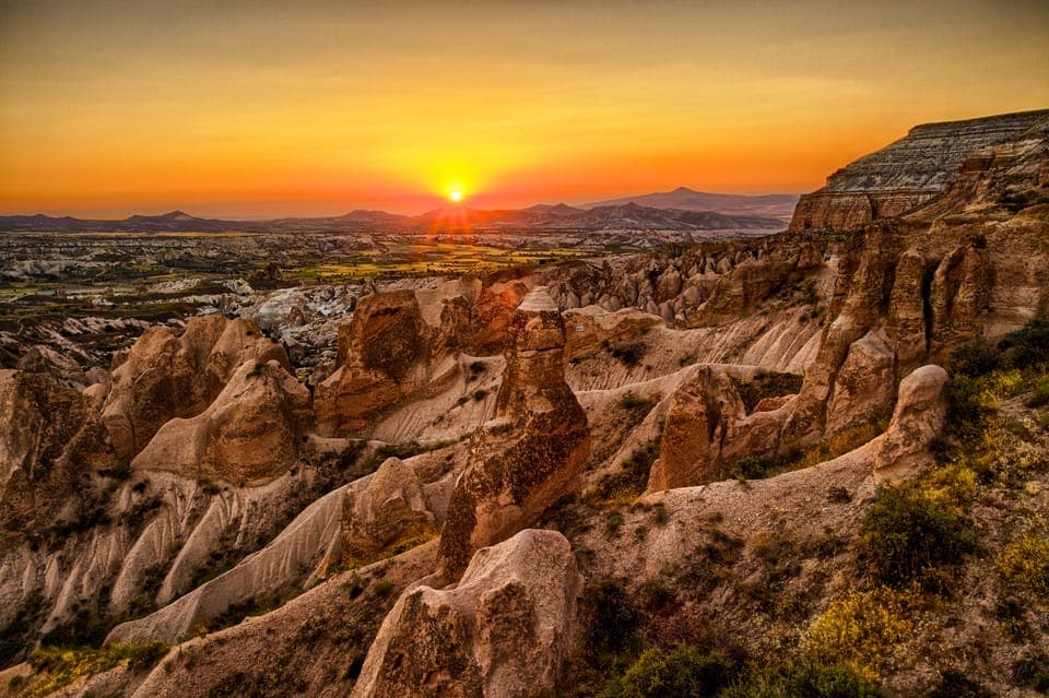 From Istanbul: 4-Day Istanbul, Cappadocia, Flight,Cave Hotel - Image NaN